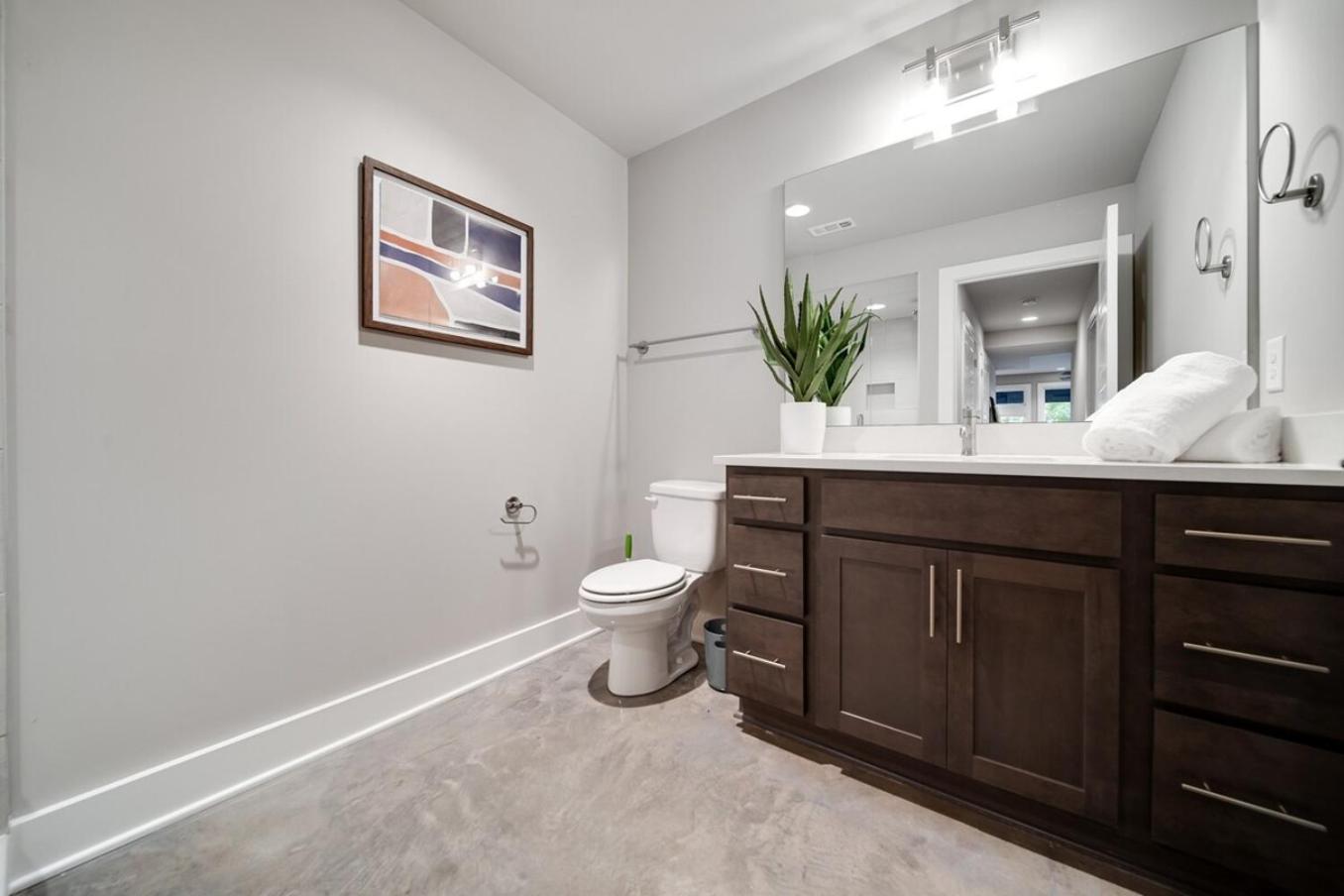 Sojourners Haven - 2 Mi To Downtown & Broadway Villa Нашвил Екстериор снимка